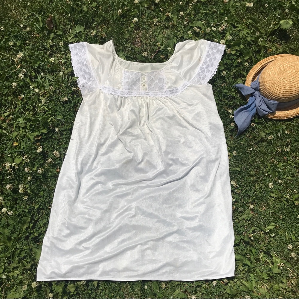 Vintage nightgown